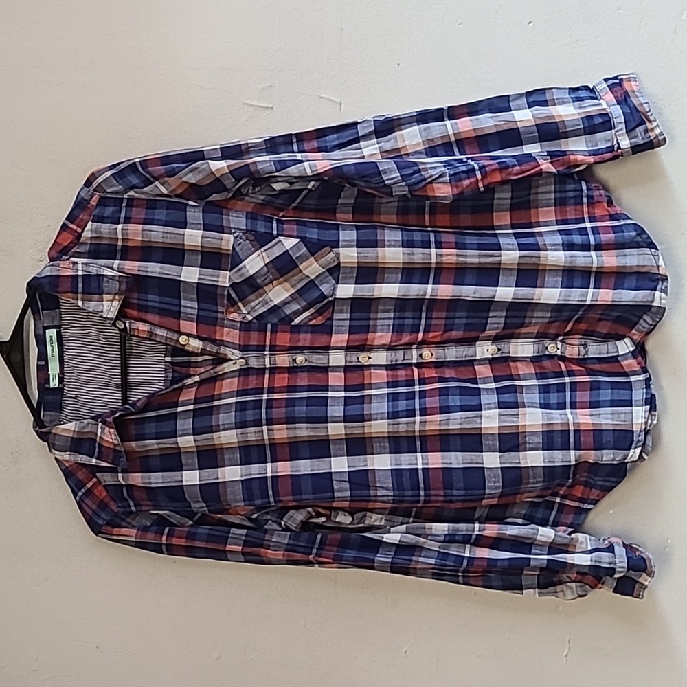 Women's large Maurices blue plaid button down shirt lightweight 100% cotton